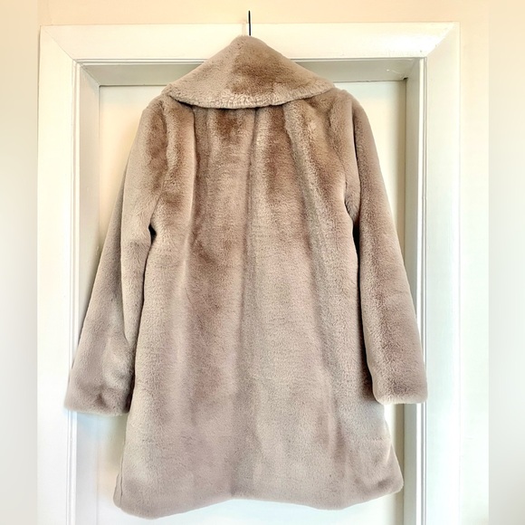 Abercrombie mid length faux fur jacket, M - Picture 2 of 4